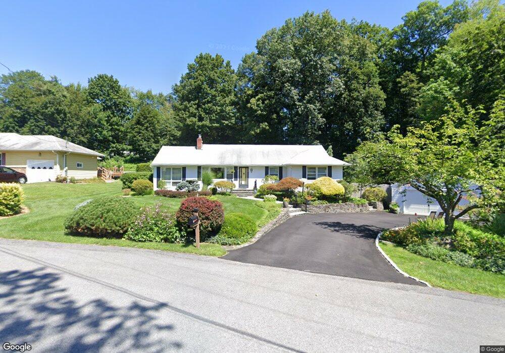 5 Broadview Rd, Poughkeepsie, NY 12603 - photo 1