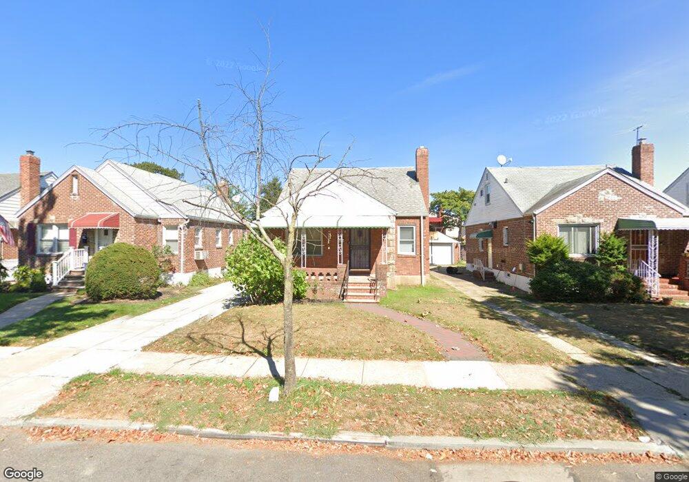 8119 247th St, Bellerose, NY 11426 - photo 1