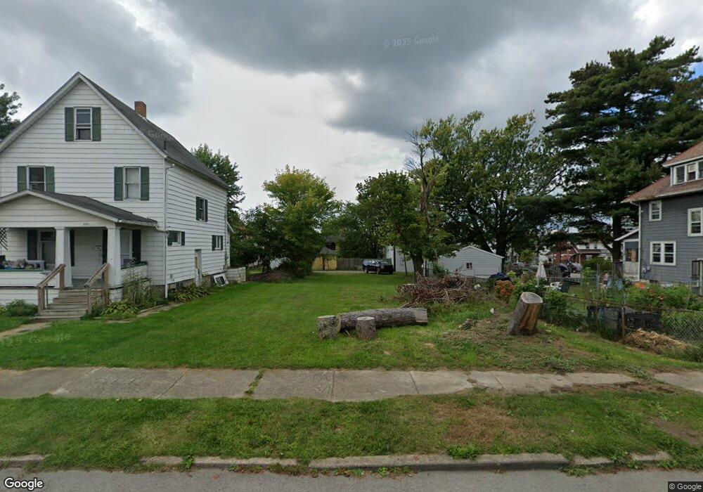 492 Spruce Ave, Sharon, PA 16146 - photo 1