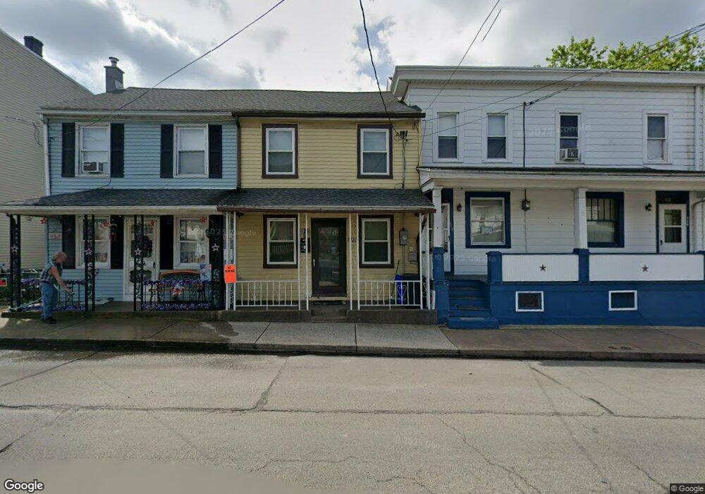 116 E Hancock St, Saint Clair, PA 17970 - photo 1