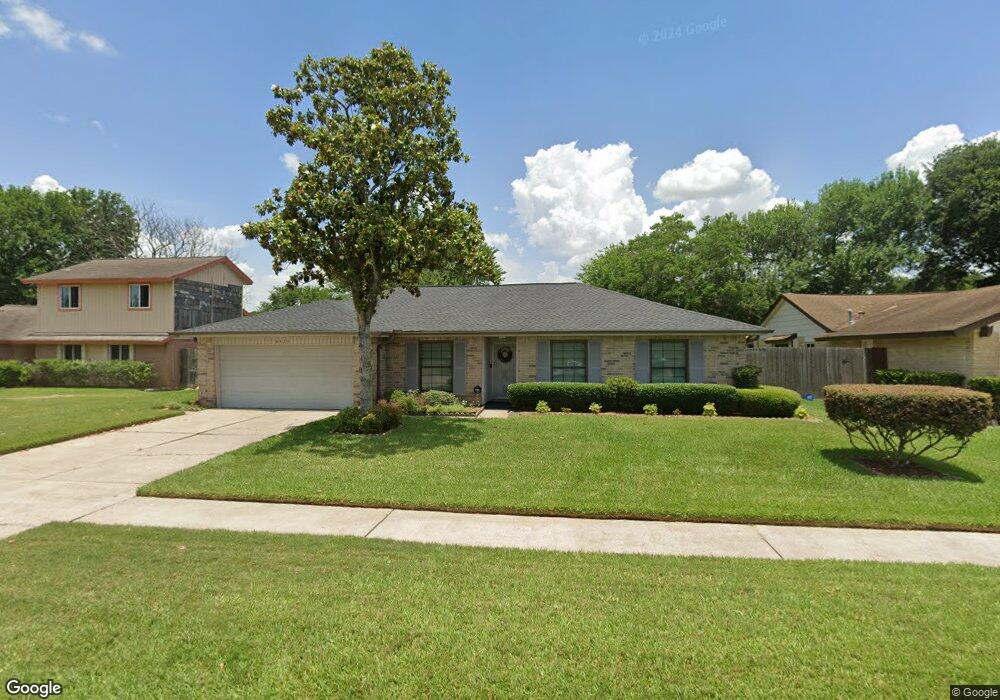 8423 Gulf Tree Ln, Houston, TX 77075 - photo 1