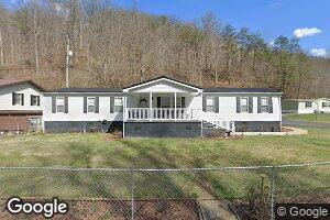 5220 Raccoon Rd, Raccoon, KY 41557
