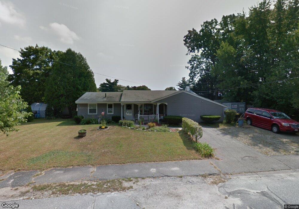 268 Caroline Dr, Bellingham, MA 02019 - photo 1