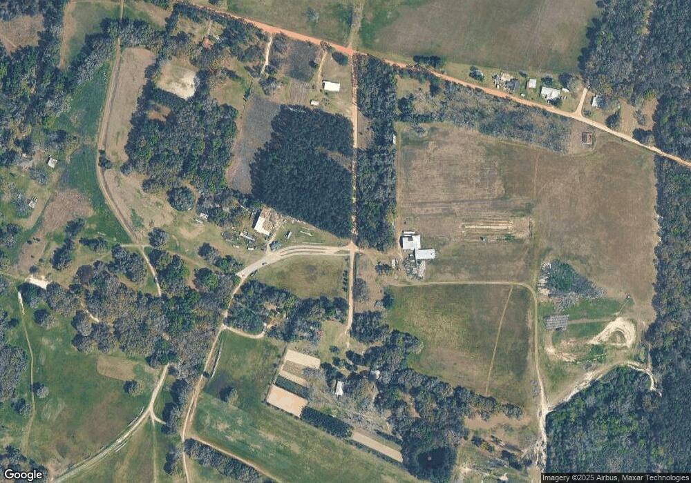 7055 Wilton Rd, Blackshear, GA 31516 - photo 1