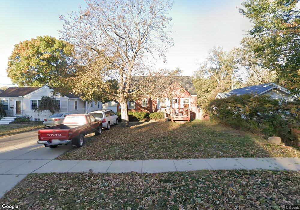 1914 36th St, Des Moines, IA 50310 - photo 1