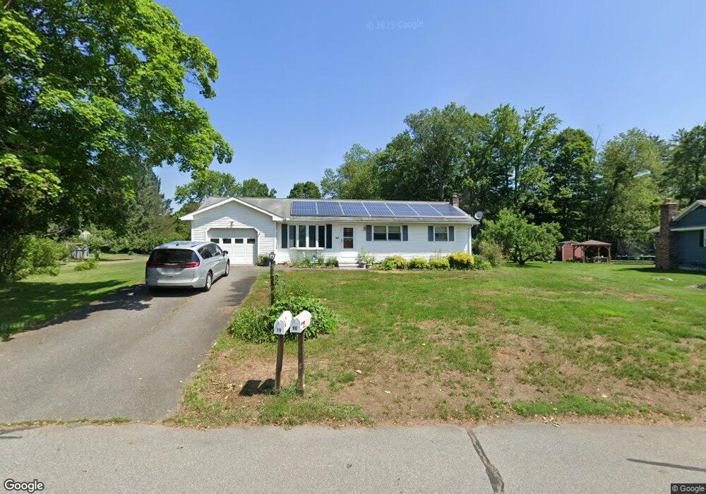 80 Plantation Cir, Greenfield, MA 01301 - photo 1