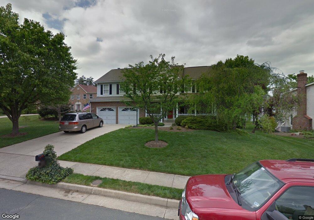 12902 Chalkstone Ct, Fairfax, VA 22030 - photo 1