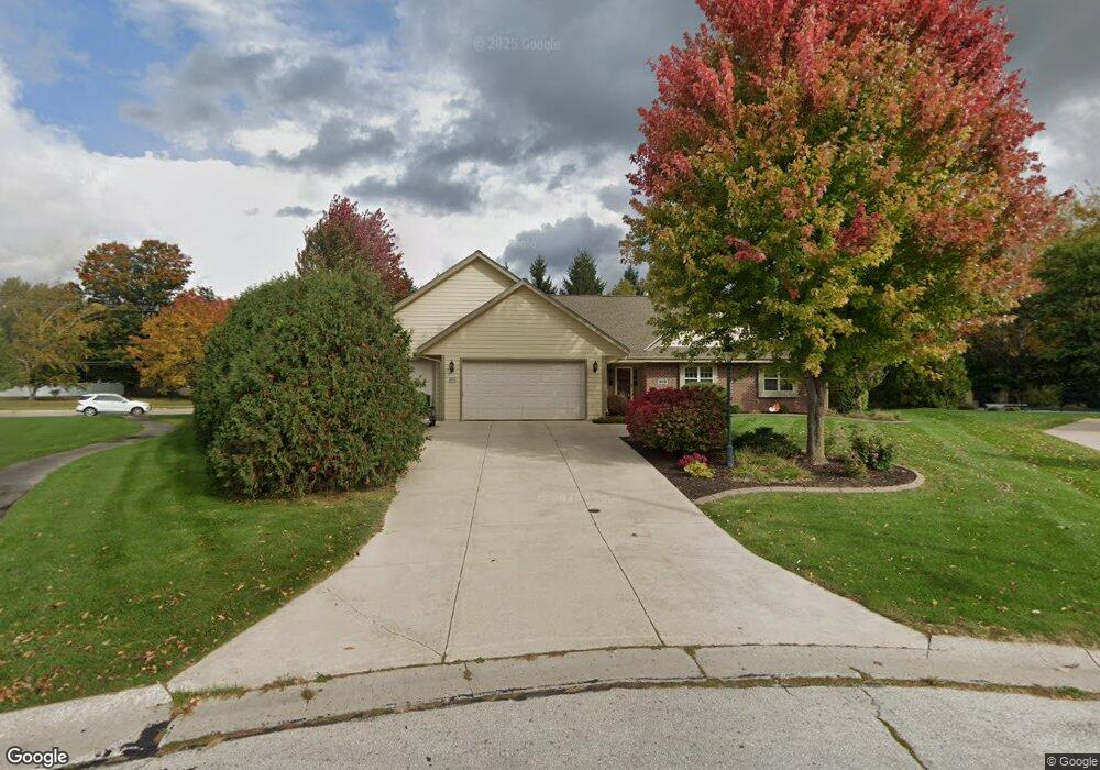 W144N7176 Terrace Dr, Menomonee Falls, WI 53051 - photo 1
