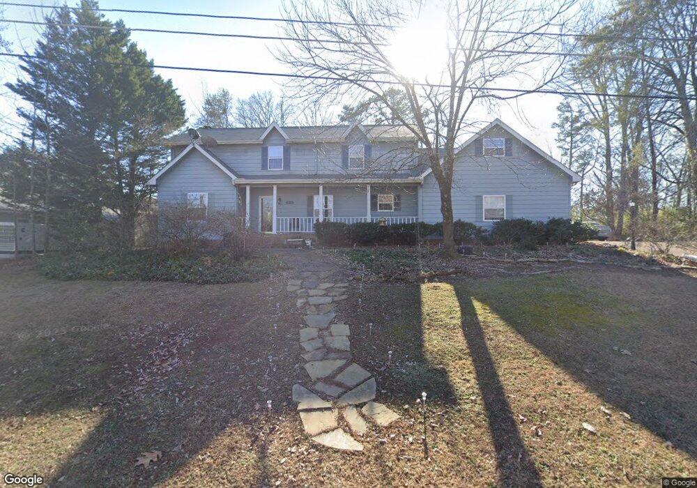 628 Montgomery Rd, Hixson, TN 37343 - photo 1