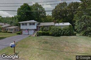22 Frederick Dr, Lake Katrine, NY 12449