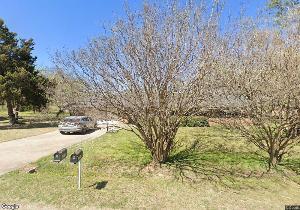 3717 Northcrest Dr, Cleburne, TX 76031 - photo 1