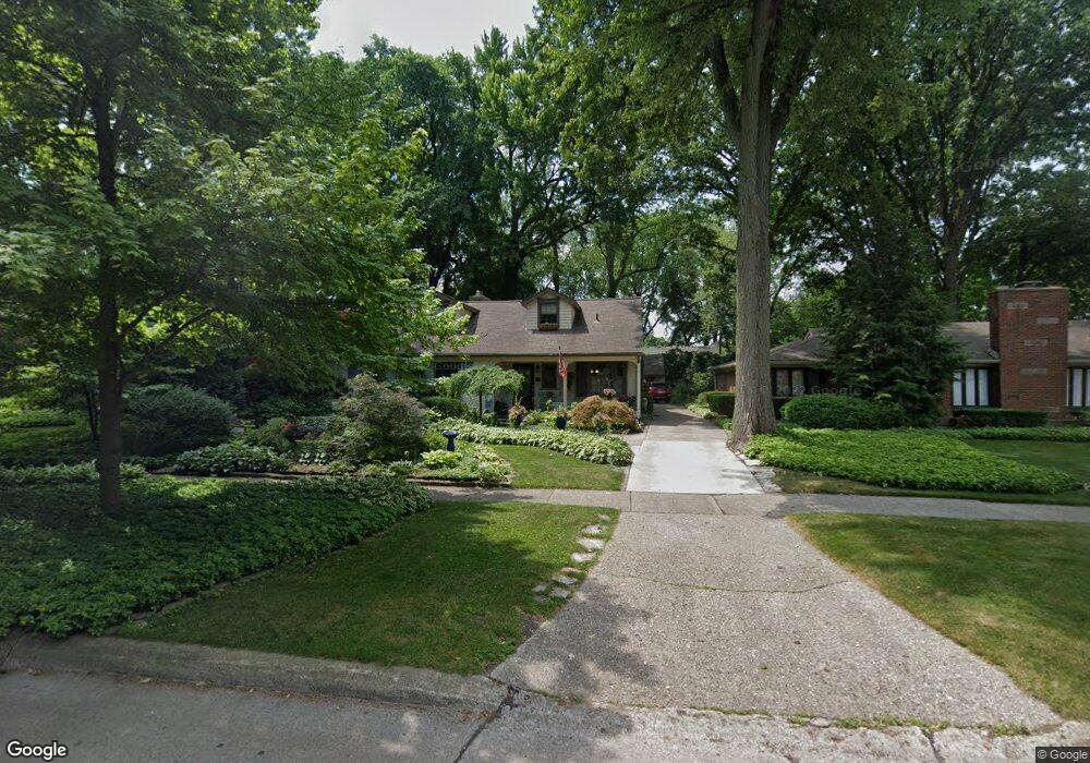 265 Lothrop Rd, Grosse Pointe Farms, MI 48236 - photo 1