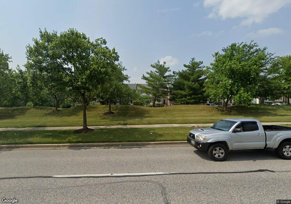 8720 Pine Meadows Dr, Odenton, MD 21113 - photo 1