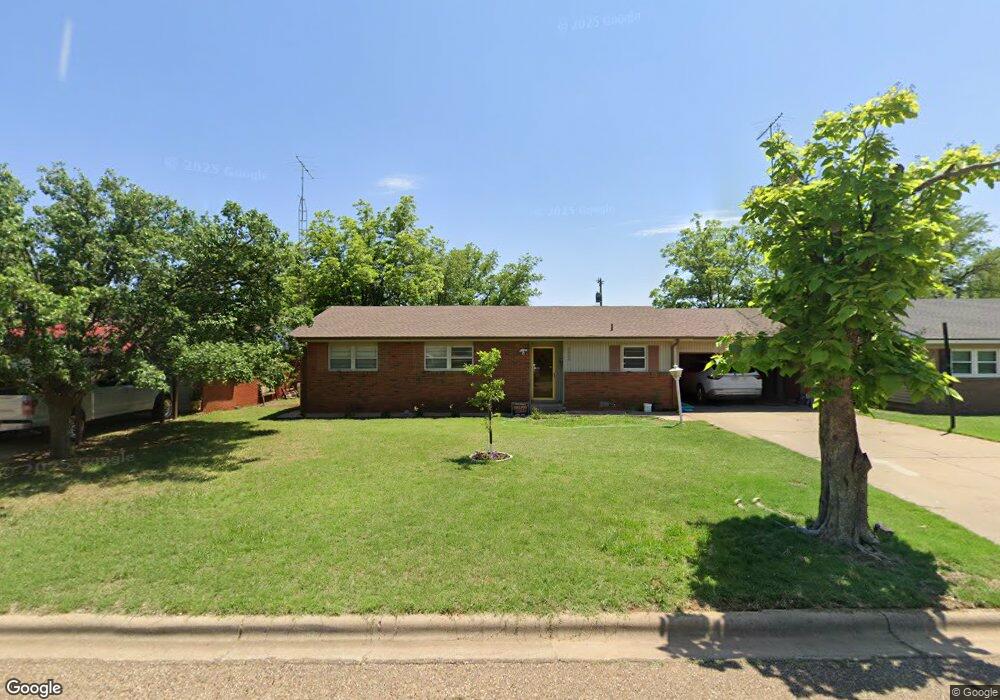 3005 W 19th St, Plainview, TX 79072 - photo 1