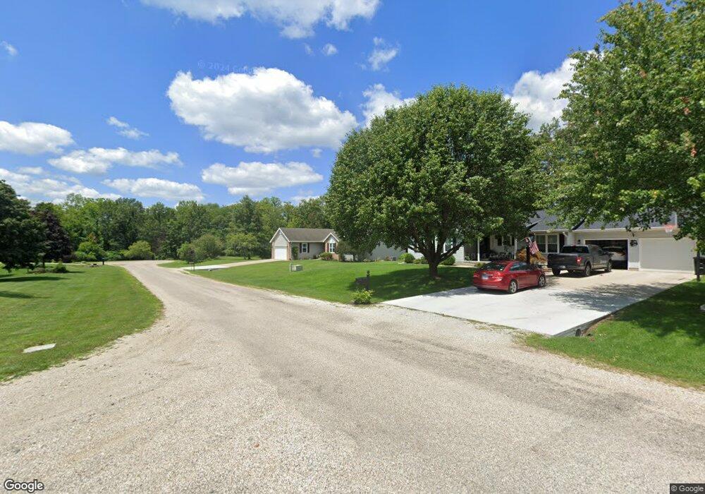 9746 E Bloomfield Hills Dr, Effingham, IL 62401 - photo 1