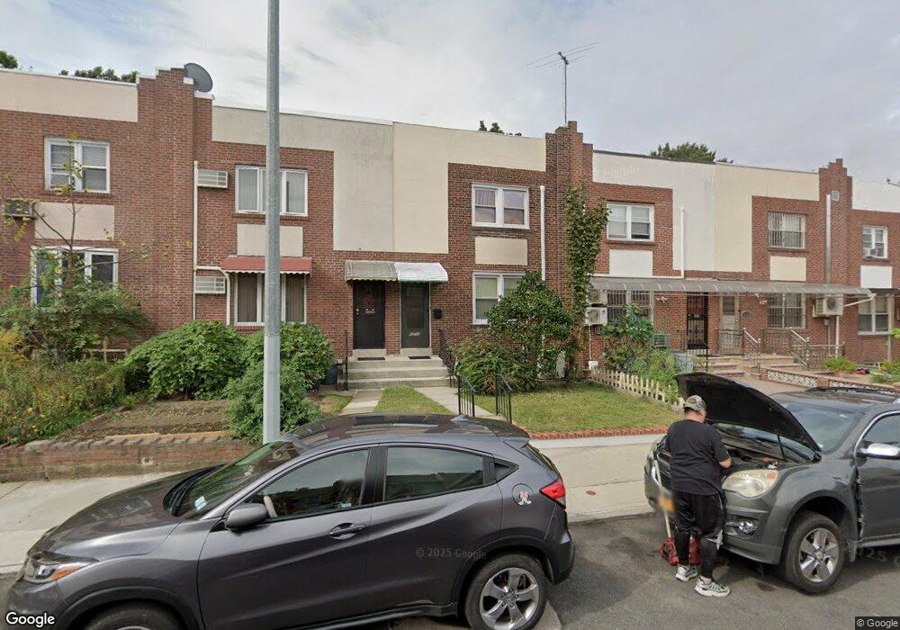 5210 79th St, Elmhurst, NY 11373 - photo 1