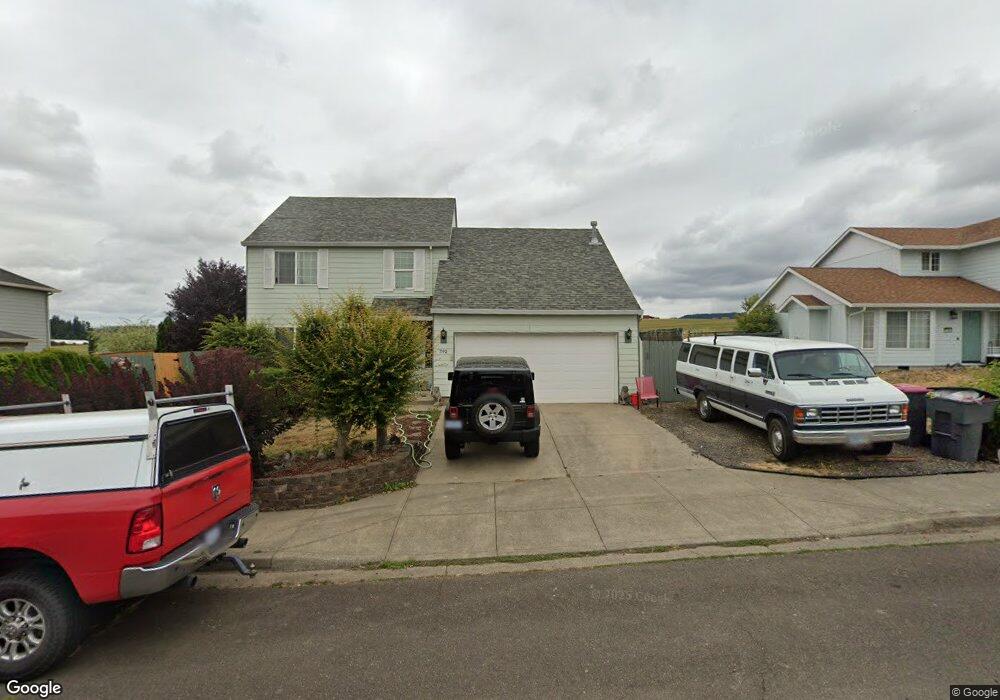 792 E 16th St, Lafayette, OR 97127 - photo 1
