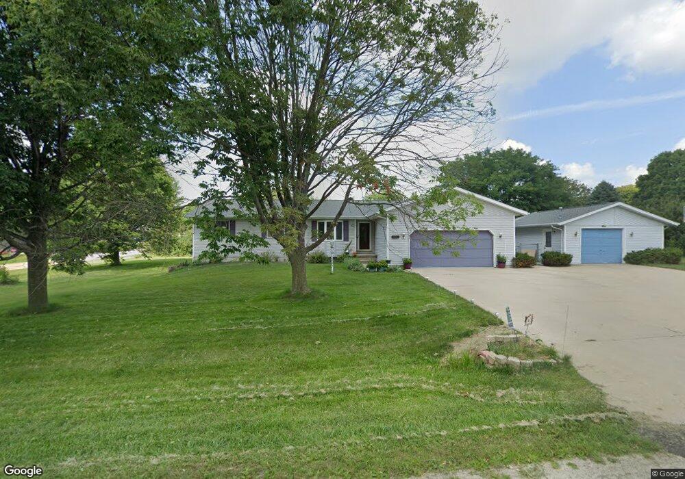 450 Sunnyside Dr, Cedarville, IL 61013 - photo 1