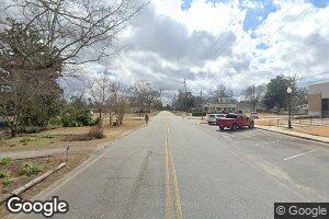 9 S Collins St, Reynolds, GA 31076