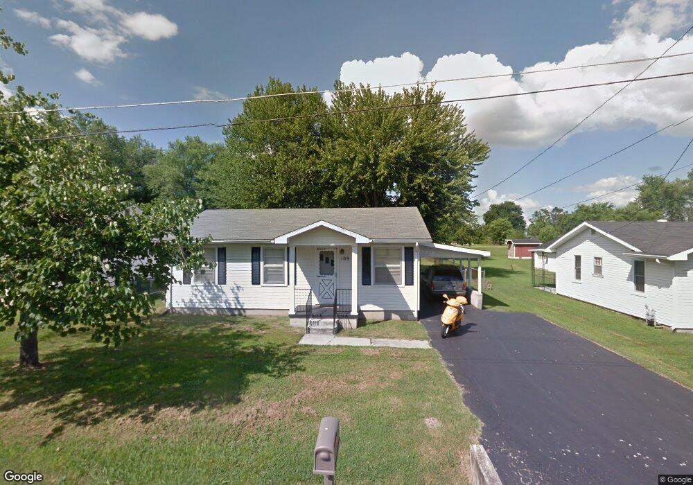 109 Lancaster Dr, Hopkinsville, KY 42240 - photo 1