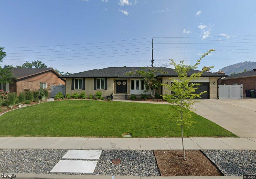 1995 E Rio Way, Sandy, UT 84093 - photo 1