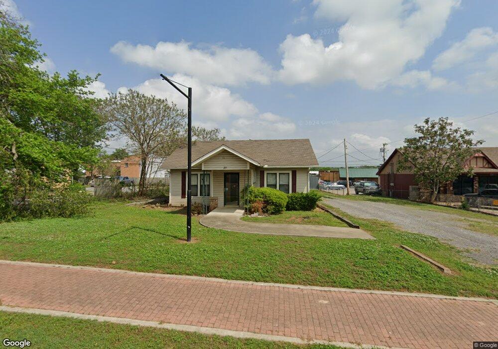 215 S College Ave, Tahlequah, OK 74464 - photo 1