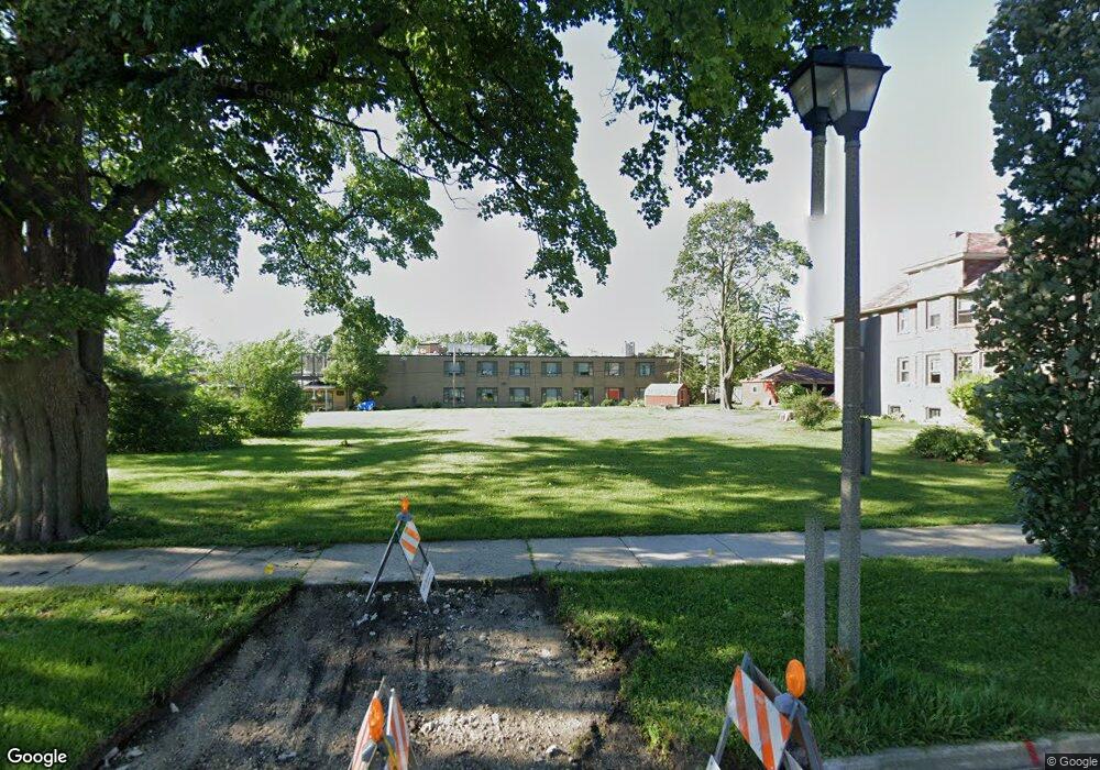 197 E Fremont Ave, Elmhurst, IL 60126 - photo 1