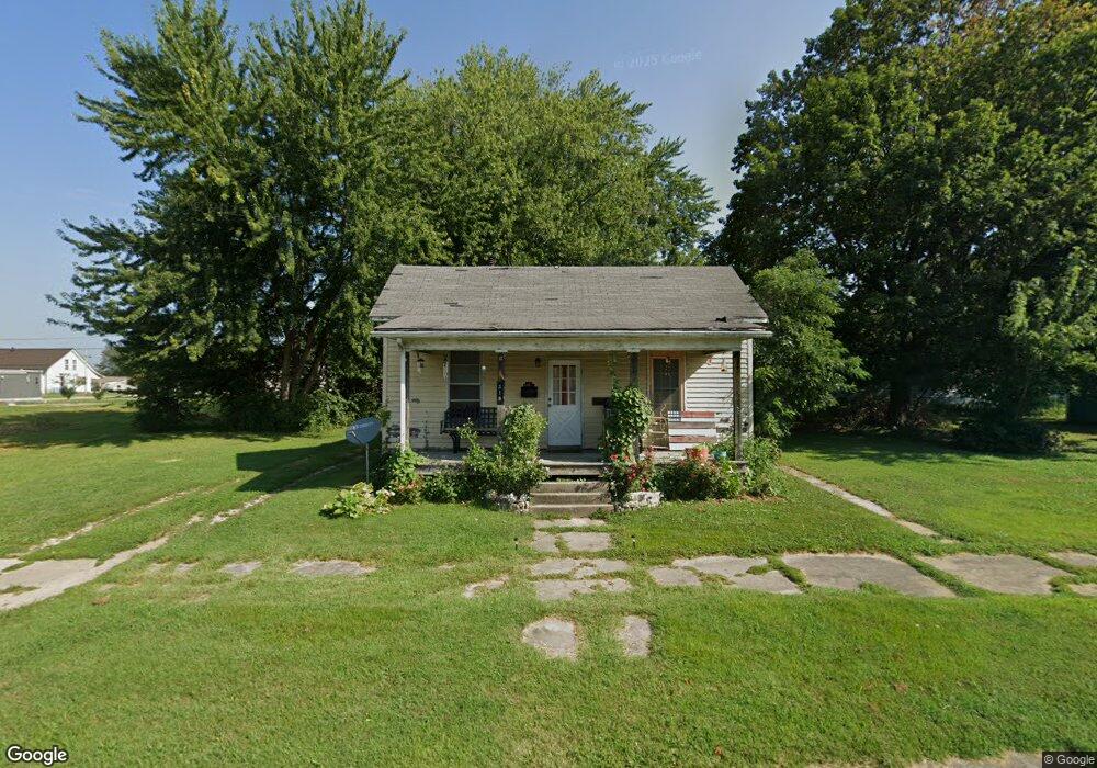 318 E Oak St, Princeton, IN 47670 - photo 1