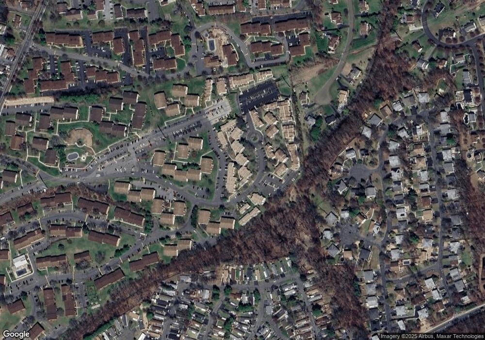 433 Country Club Ln unit 433, Pomona, NY 10970 - photo 1