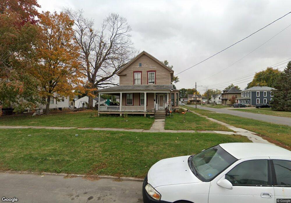 321 S 4th Ave W, Newton, IA 50208 - photo 1