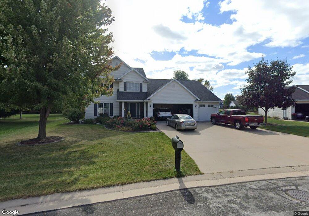 W6021 Strawflower Dr, Appleton, WI 54915 - photo 1