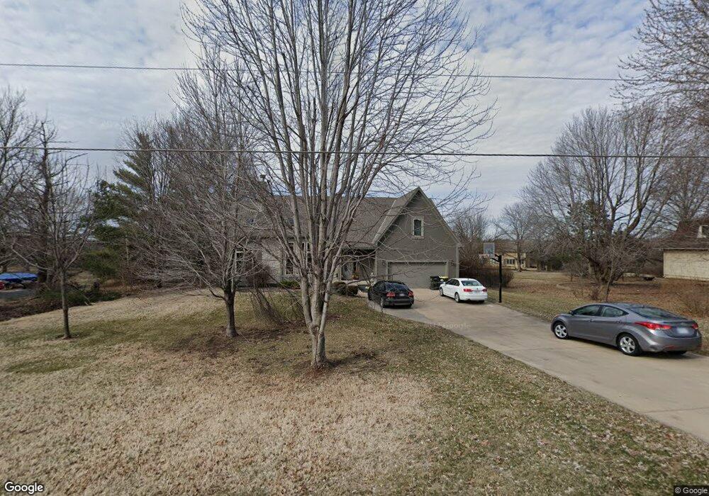 10570 W 170th Terrace, Olathe, KS 66062 - photo 1