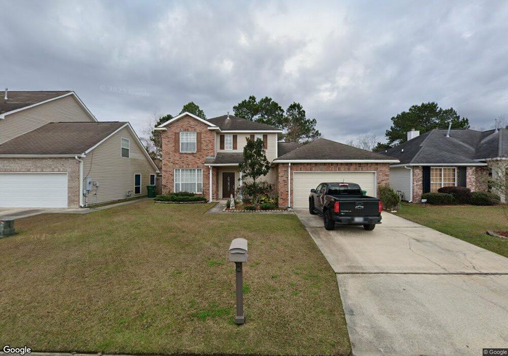 2117 Wellington Ln, Slidell, LA 70461 - photo 1