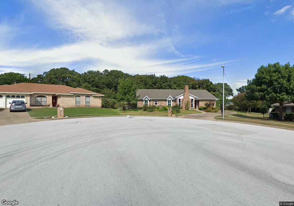 2084 Parkridge Dr, Hurst, TX 76054 - photo 1