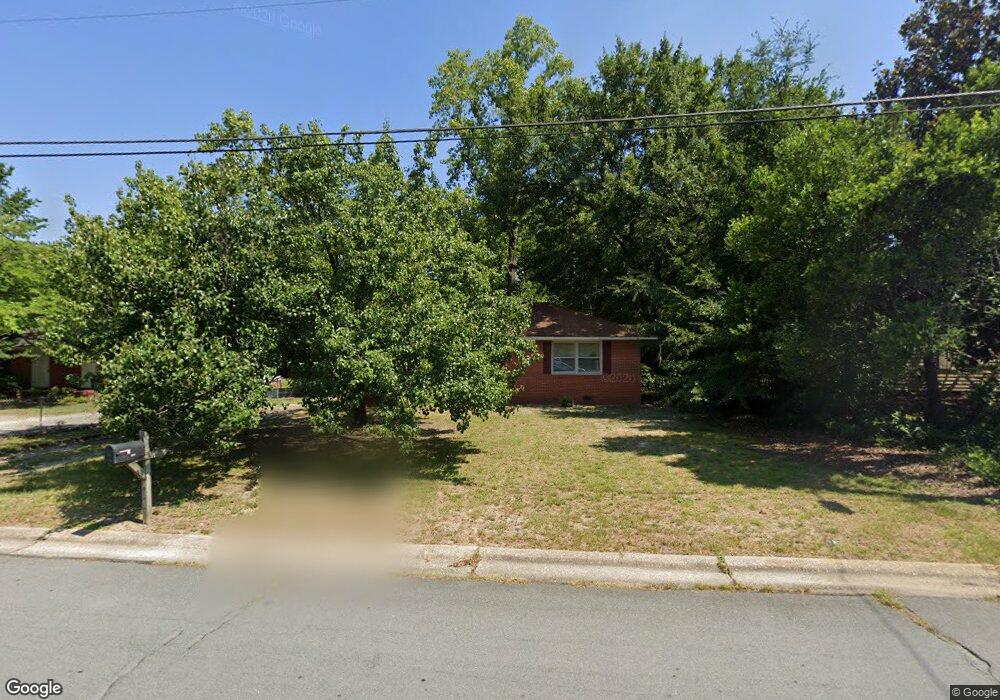 505 Terry Cir, Fayetteville, NC 28304 - photo 1