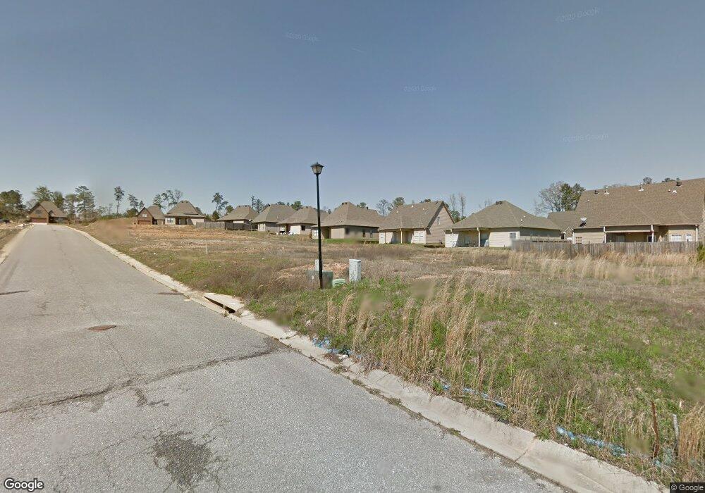 2038 Kerry Cir, Calera, AL 35040 - photo 1