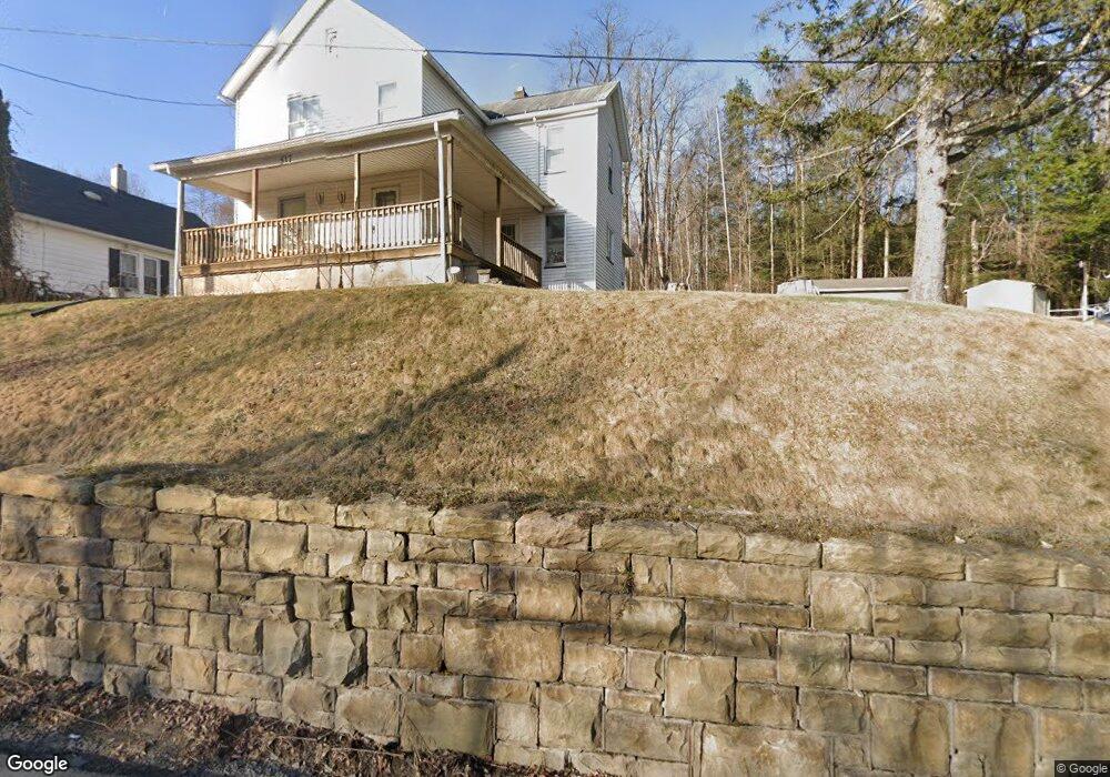 517 N Main St, Moscow, PA 18444 - photo 1