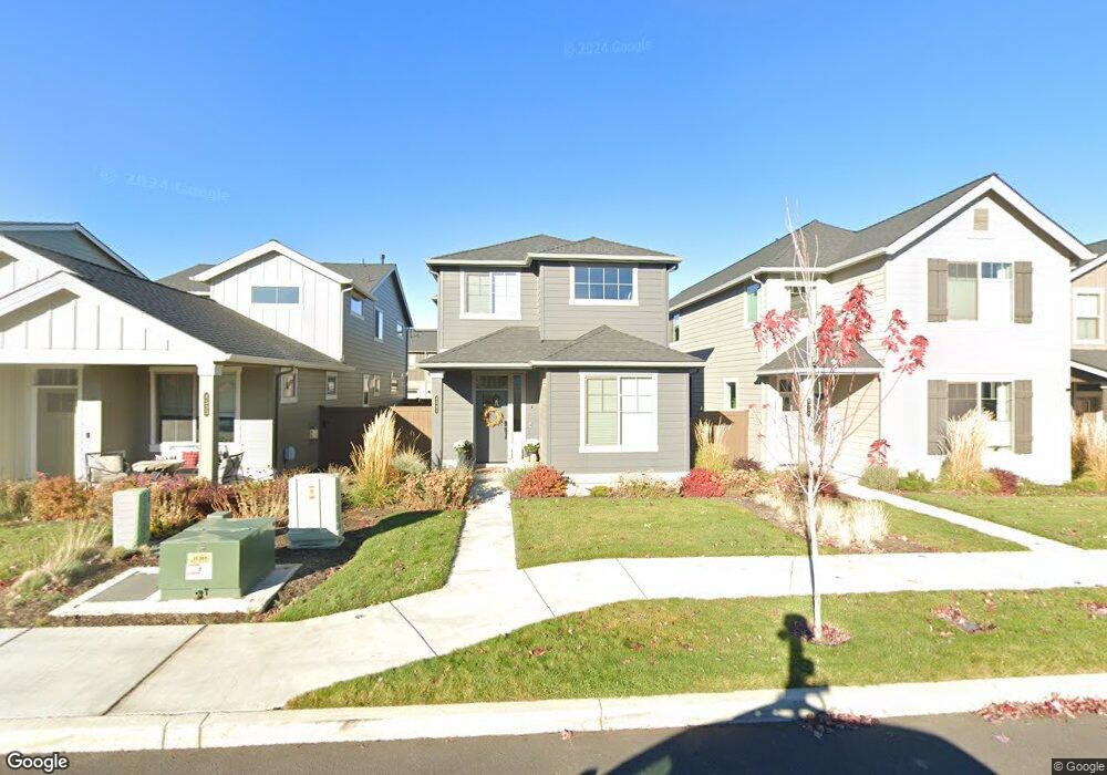 4541 SW 36th St, Redmond, OR 97756 - photo 1