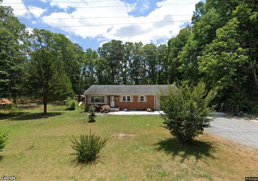 413 Pineview St, Asheboro, NC 27203 - photo 1