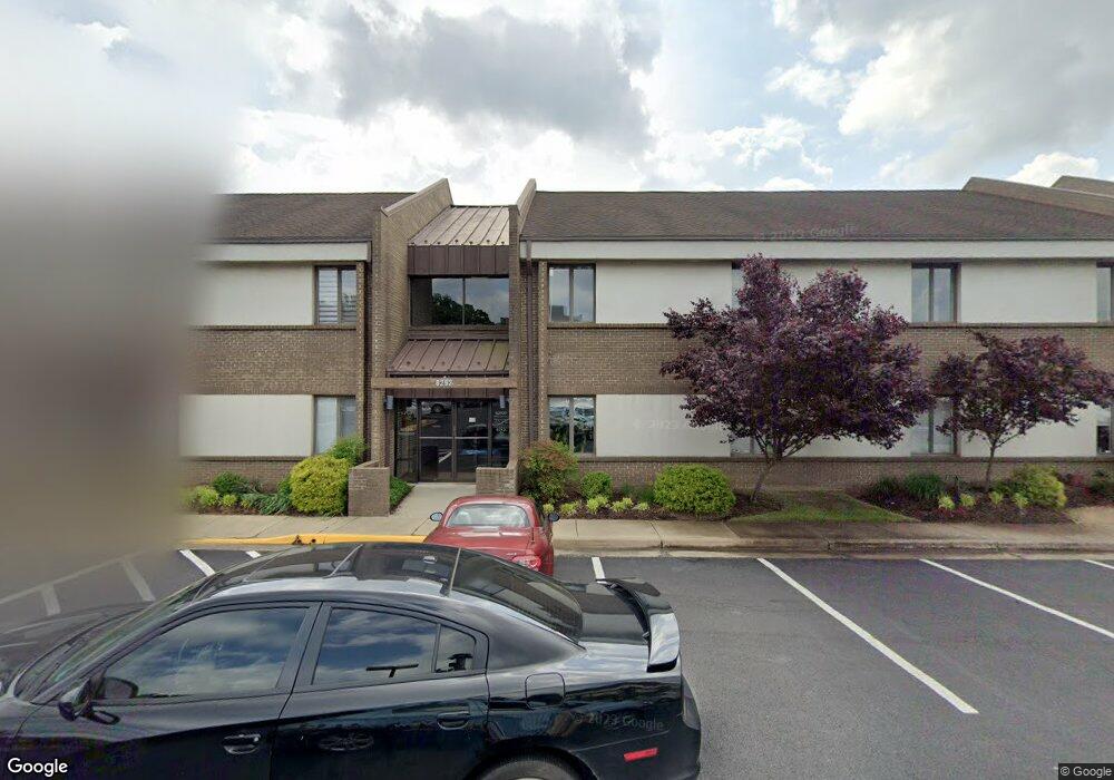 8294 Old Courthouse Rd, Vienna, VA 22182 - photo 1