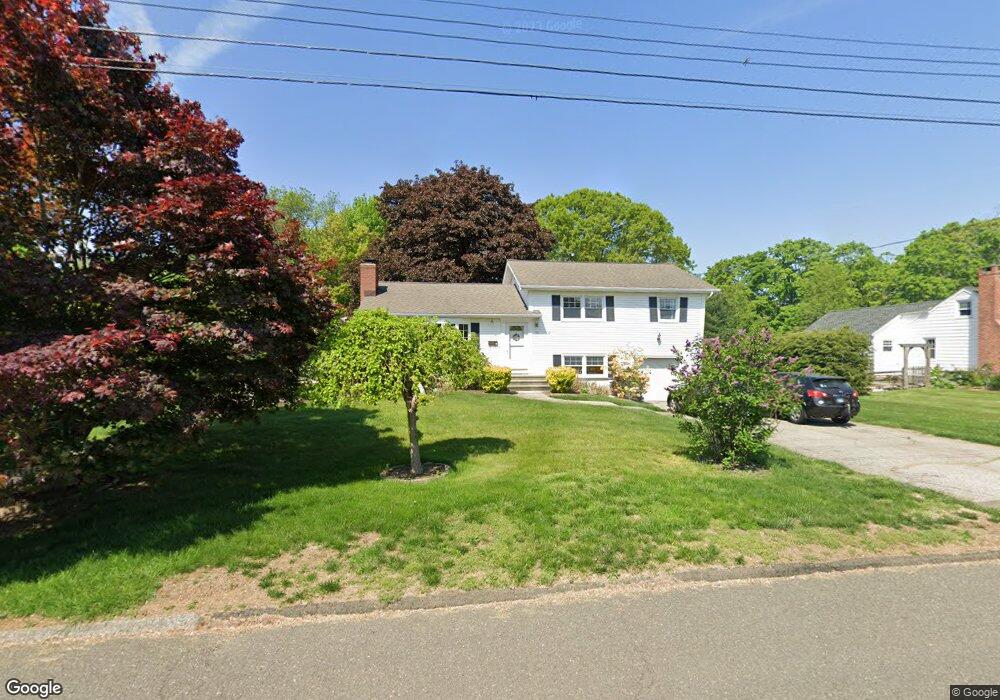 70 Randall Dr, Trumbull, CT 06611 - photo 1