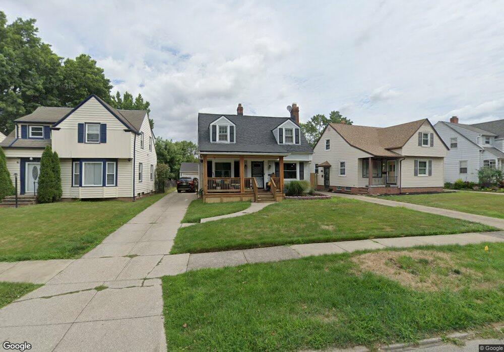 18307 Maple Heights Blvd, Maple Heights, OH 44137 - photo 1