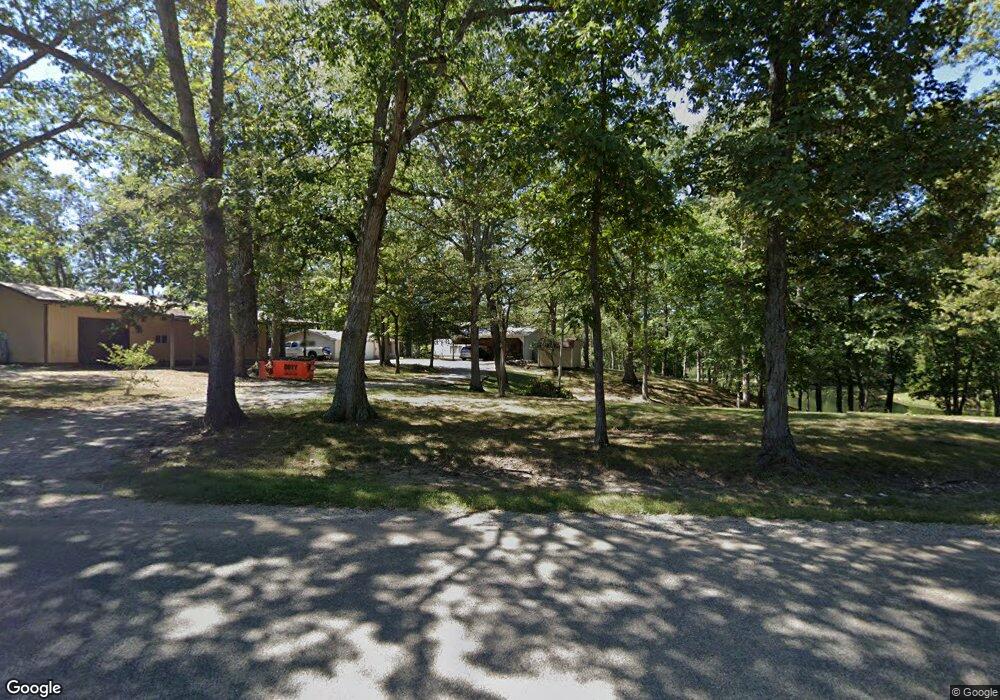 8521 N 1000th Rd, Effingham, IL 62401 - photo 1