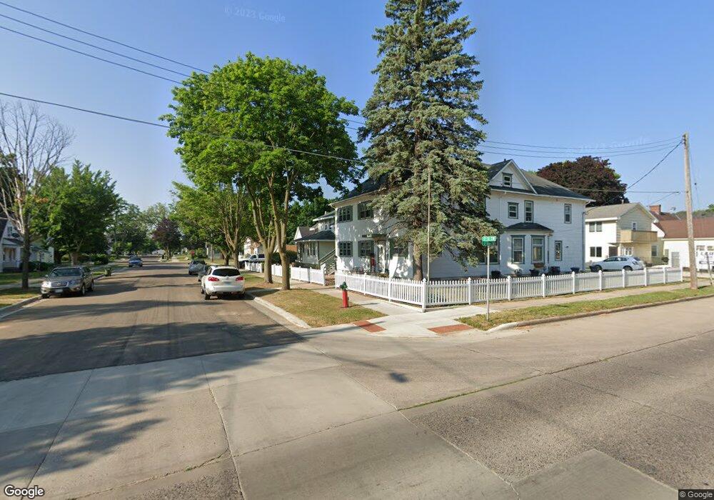 204 5th St SW, Austin, MN 55912 - photo 1