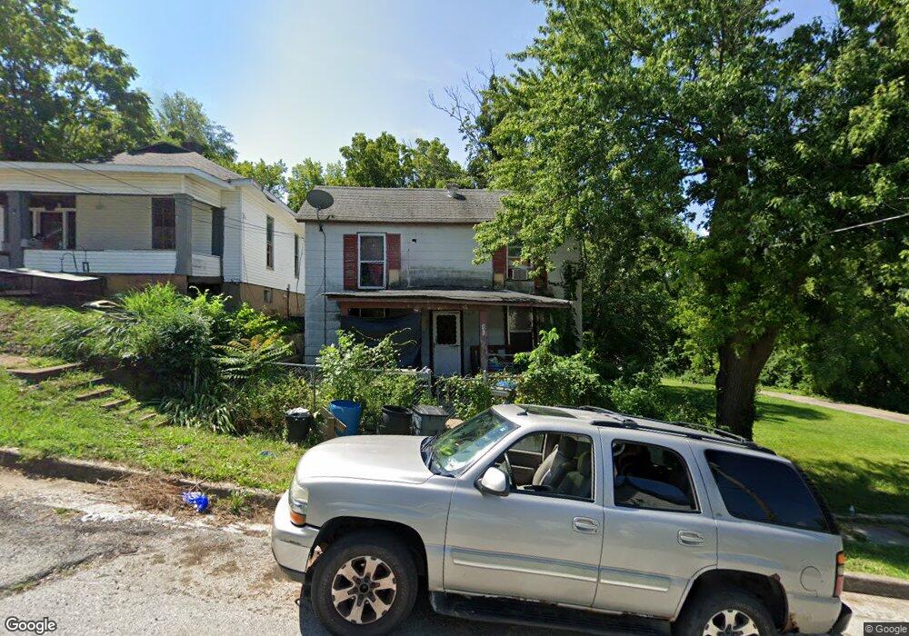 405 Smith St, Hannibal, MO 63401 - photo 1