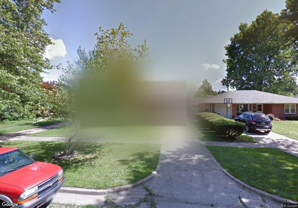 513 Wabash Ave, Mattoon, IL 61938 - photo 1