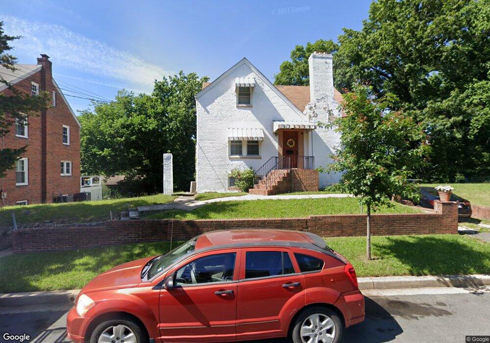 3072 N St SE, Washington, DC 20019 - photo 1