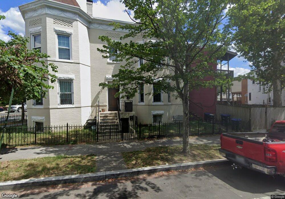 1035 10th St NE, Washington, DC 20002 - photo 1