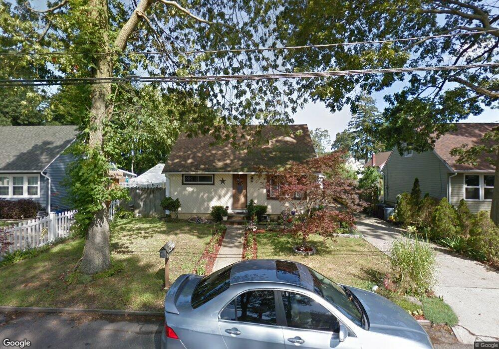 277 Florida Ave, Copiague, NY 11726 - photo 1