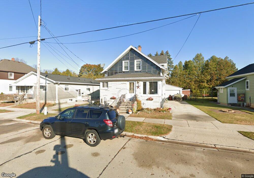 2606 14th St, Two Rivers, WI 54241 - photo 1